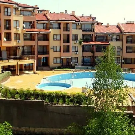 Студио В Роял Палм Apartment
